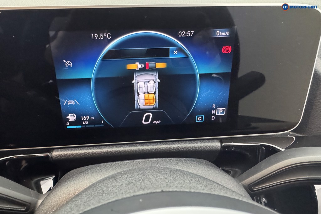 Mercedes-Benz GLA Amg Line Automatic Diesel SUV - Stock Number (1577562) - 9th supplementary image