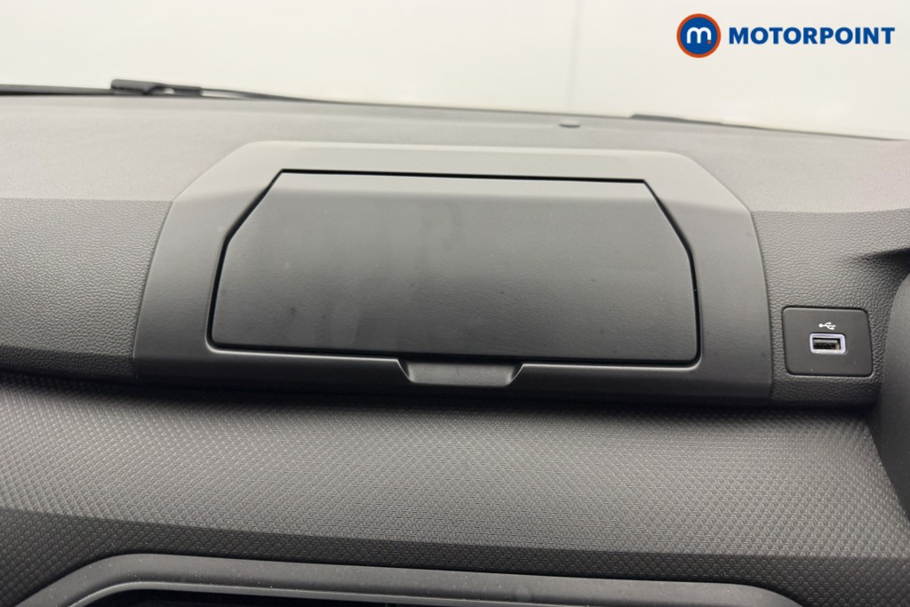 Dacia Jogger Essential Manual Petrol People Carrier - Stock Number (1577636) - 5th supplementary image