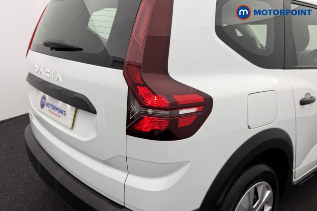Dacia Jogger Essential Manual Petrol People Carrier - Stock Number (1577636) - 20th supplementary image