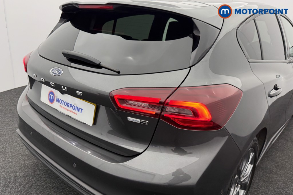 Ford Focus St-Line Edition Manual Petrol-Electric Hybrid Hatchback - Stock Number (1577873) - 24th supplementary image