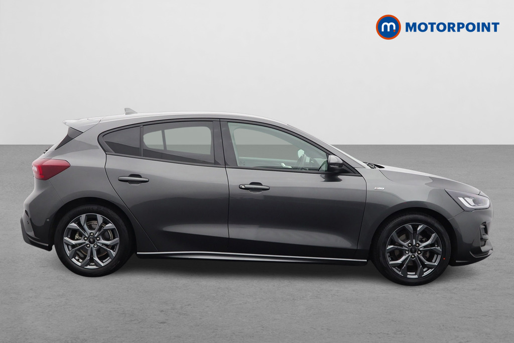 Ford Focus St-Line Edition Manual Petrol-Electric Hybrid Hatchback - Stock Number (1577873) - Drivers side