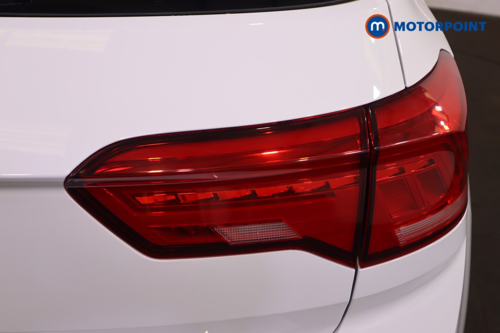 Volkswagen T-Roc Active Manual Petrol SUV - Stock Number (1577997) - 29th supplementary image