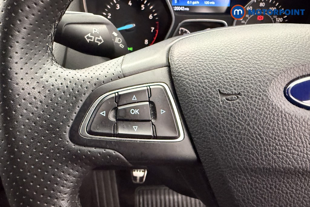Ford Focus St-Line Manual Petrol Hatchback - Stock Number (1577999) - 13th supplementary image