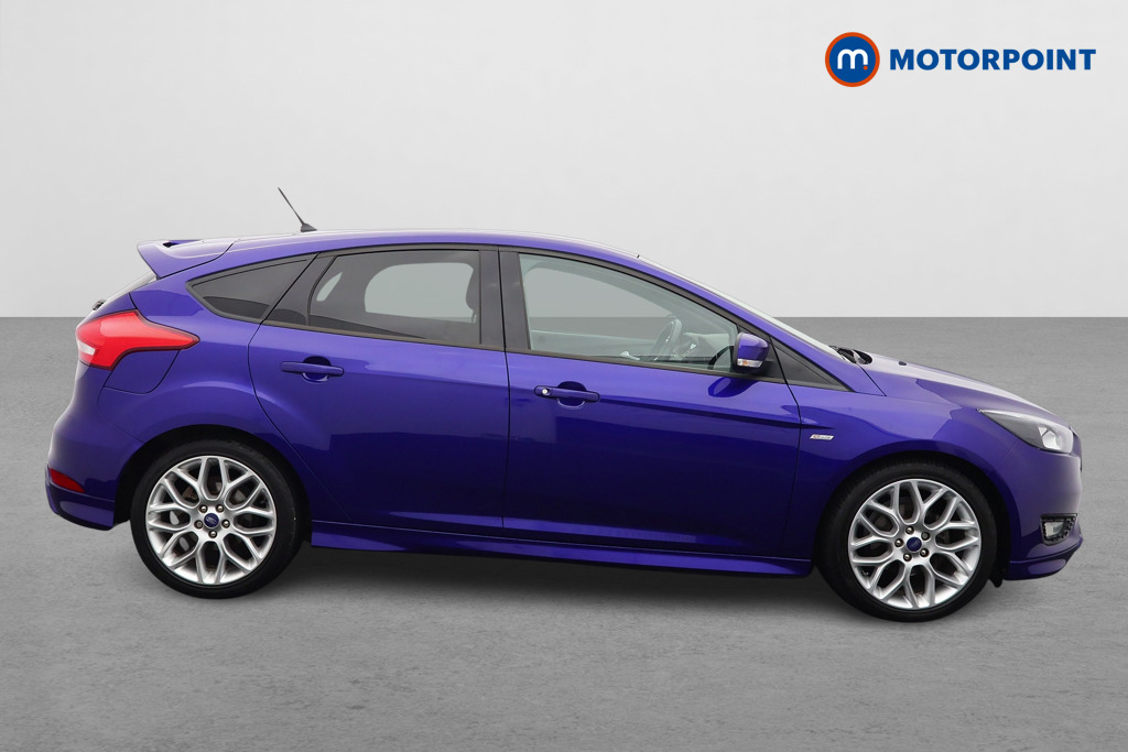 Ford Focus St-Line Manual Petrol Hatchback - Stock Number (1577999) - Drivers side