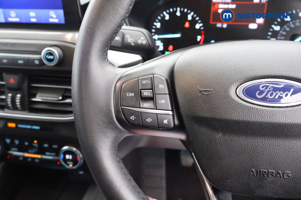 Ford Focus Titanium Manual Petrol Hatchback - Stock Number (1578027) - 2nd supplementary image