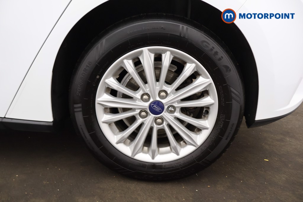 Ford Focus Titanium Manual Petrol Hatchback - Stock Number (1578027) - 19th supplementary image