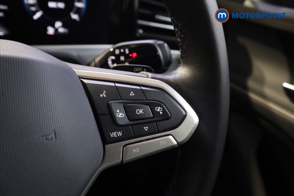 Volkswagen Passat Life Automatic Petrol Plug-In Hybrid Estate - Stock Number (1578088) - 4th supplementary image