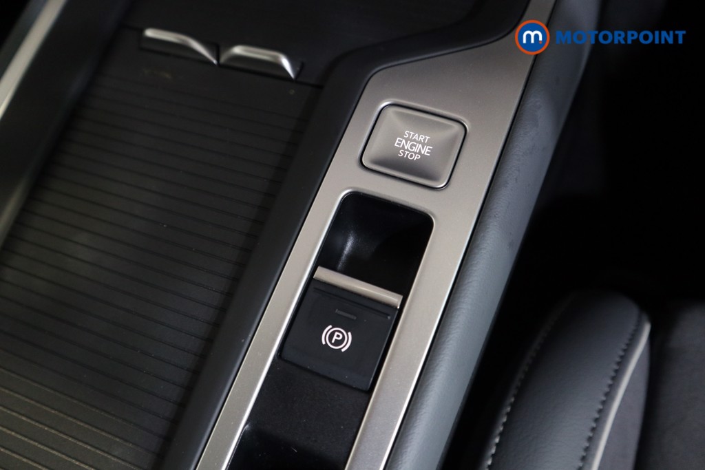 Volkswagen Passat Life Automatic Petrol Plug-In Hybrid Estate - Stock Number (1578088) - 7th supplementary image