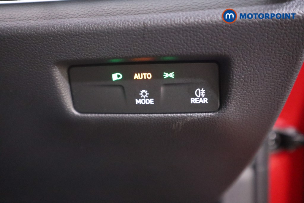 Volkswagen Passat Life Automatic Petrol Plug-In Hybrid Estate - Stock Number (1578088) - 8th supplementary image