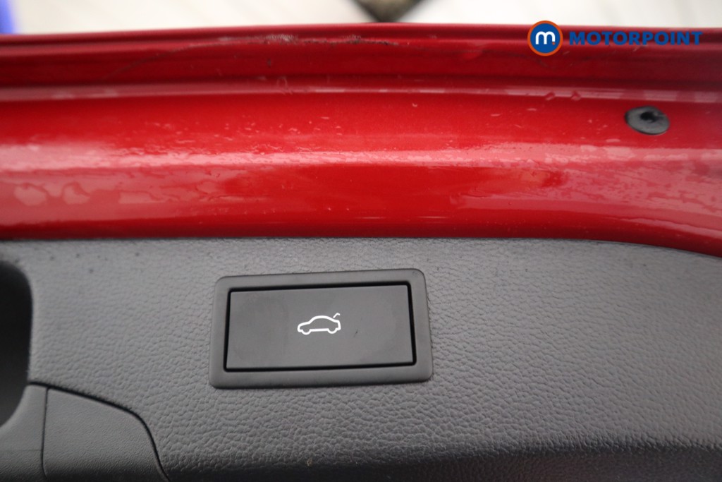 Volkswagen Passat Life Automatic Petrol Plug-In Hybrid Estate - Stock Number (1578088) - 16th supplementary image
