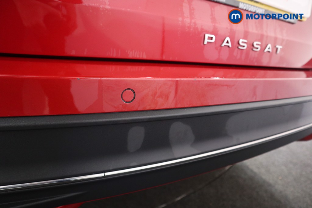 Volkswagen Passat Life Automatic Petrol Plug-In Hybrid Estate - Stock Number (1578088) - 21st supplementary image