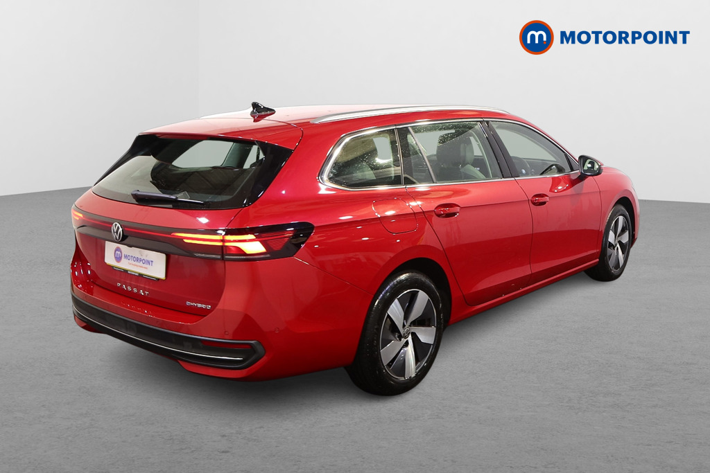 Volkswagen Passat Life Automatic Petrol Plug-In Hybrid Estate - Stock Number (1578088) - Drivers side rear corner