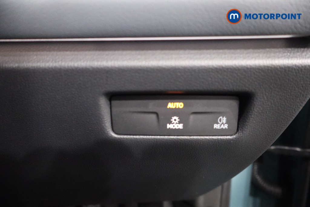 Volkswagen Passat Life Automatic Petrol Plug-In Hybrid Estate - Stock Number (1578097) - 23rd supplementary image