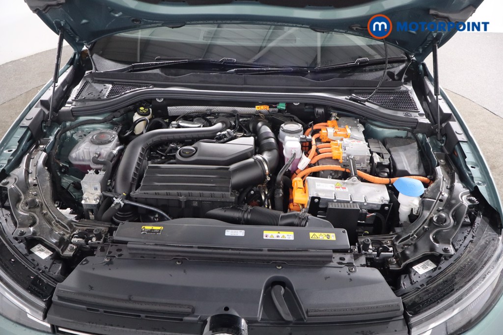 Volkswagen Passat Life Automatic Petrol Plug-In Hybrid Estate - Stock Number (1578097) - 32nd supplementary image