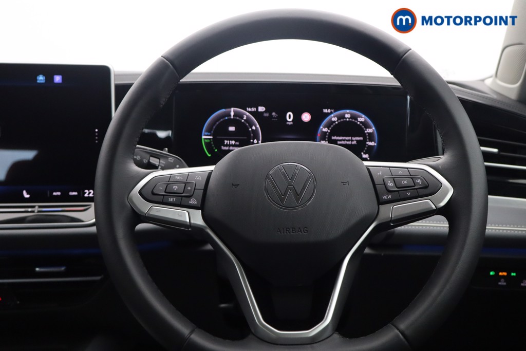 Volkswagen Passat Life Automatic Petrol Plug-In Hybrid Estate - Stock Number (1578120) - 3rd supplementary image