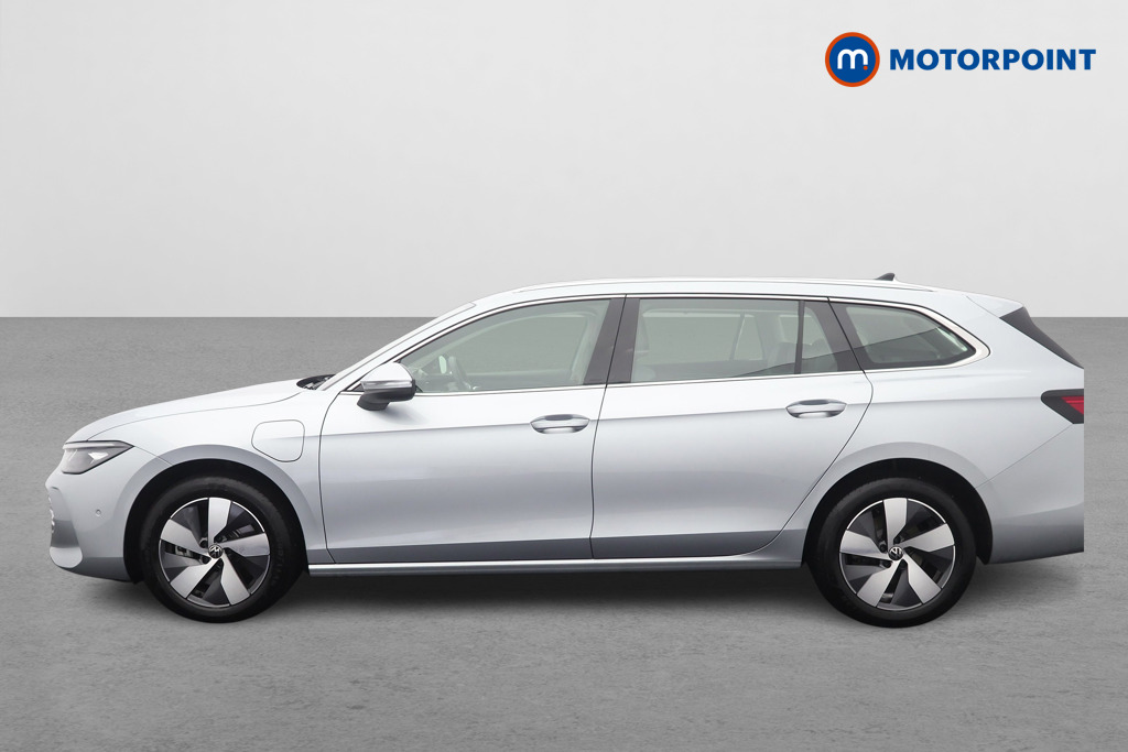 Volkswagen Passat Life Automatic Petrol Plug-In Hybrid Estate - Stock Number (1578120) - Passenger side