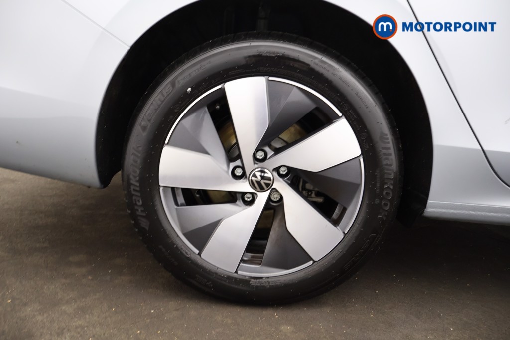 Volkswagen Passat Life Automatic Petrol Plug-In Hybrid Estate - Stock Number (1578124) - 16th supplementary image