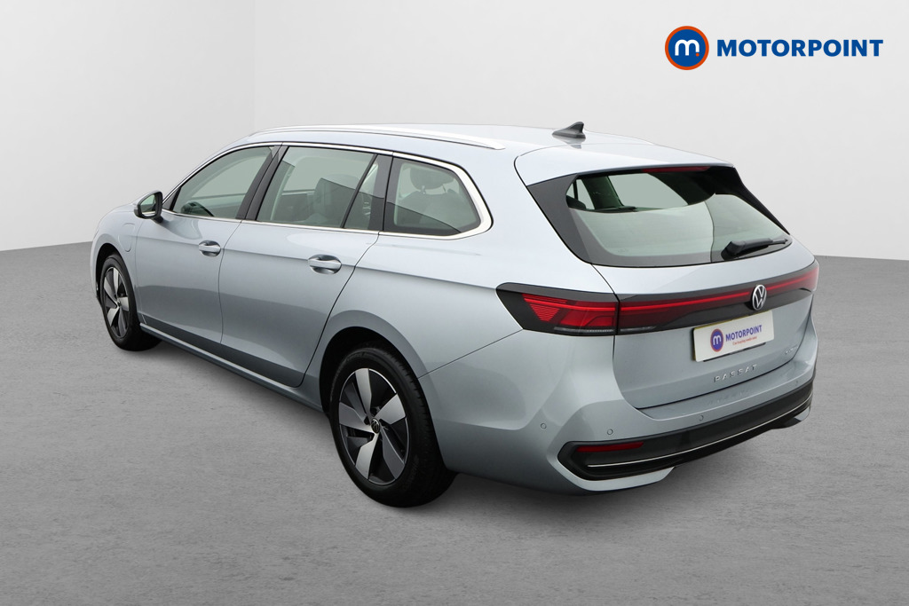 Volkswagen Passat Life Automatic Petrol Plug-In Hybrid Estate - Stock Number (1578124) - Passenger side rear corner