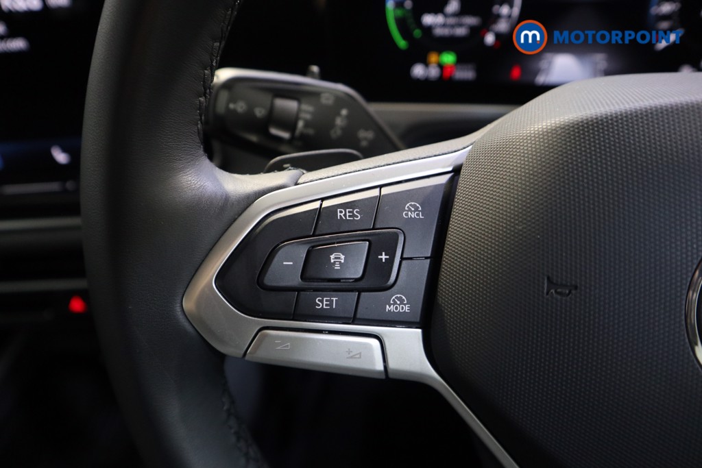 Volkswagen Passat Life Automatic Petrol Plug-In Hybrid Estate - Stock Number (1578137) - 3rd supplementary image