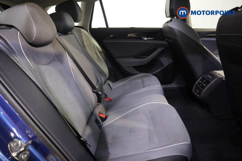 Volkswagen Passat Life Automatic Petrol Plug-In Hybrid Estate - Stock Number (1578137) - 14th supplementary image