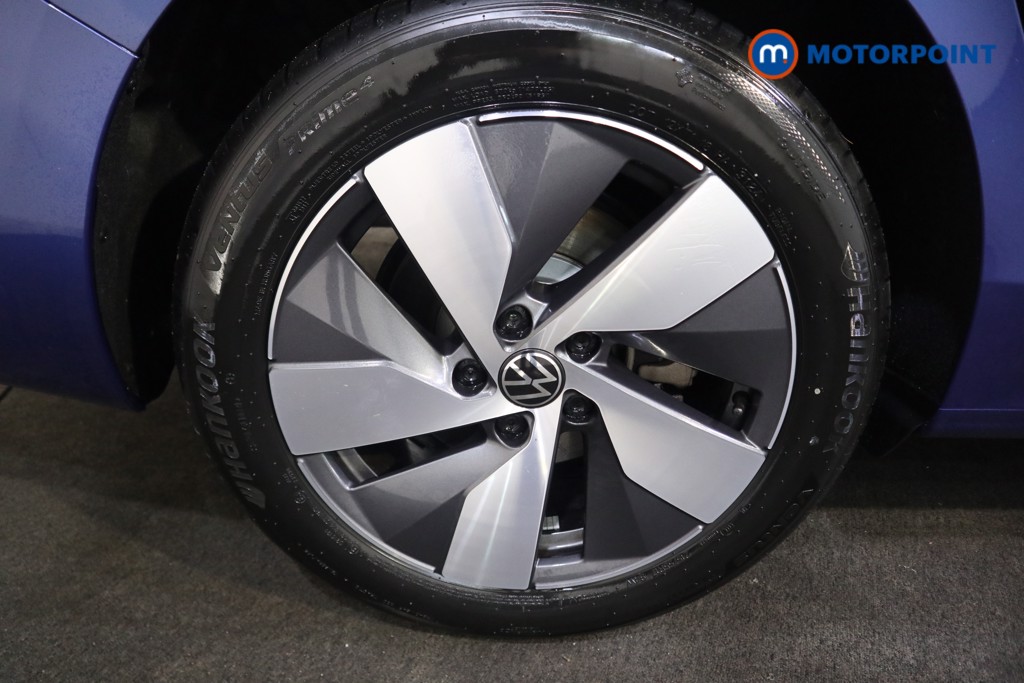 Volkswagen Passat Life Automatic Petrol Plug-In Hybrid Estate - Stock Number (1578137) - 17th supplementary image