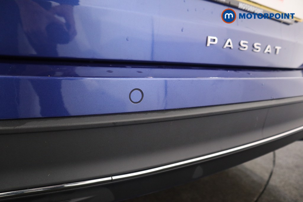 Volkswagen Passat Life Automatic Petrol Plug-In Hybrid Estate - Stock Number (1578137) - 21st supplementary image