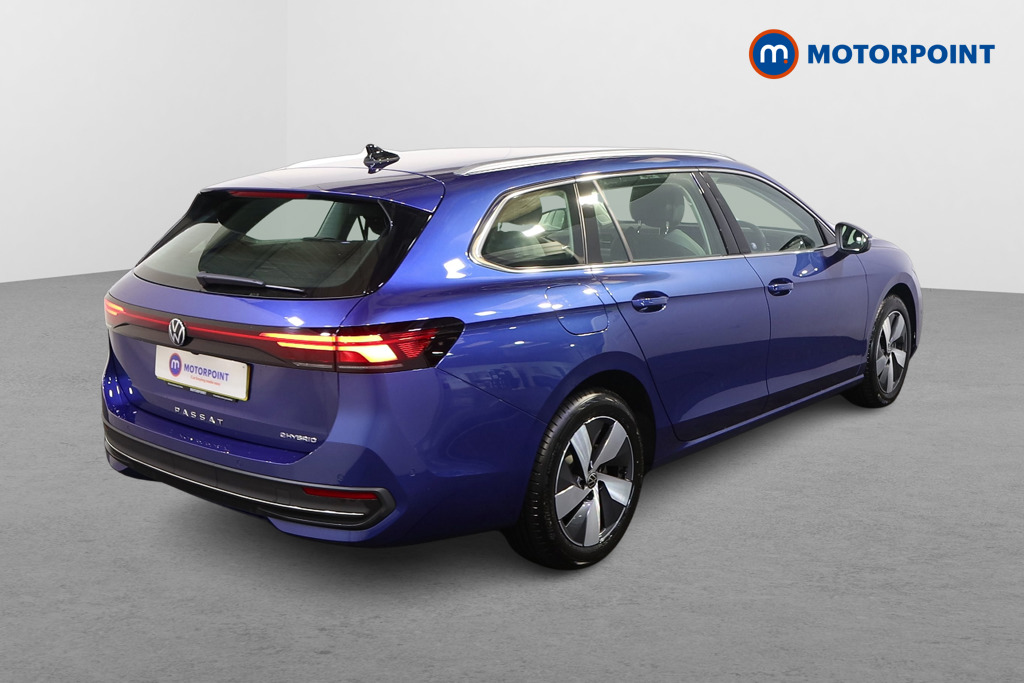 Volkswagen Passat Life Automatic Petrol Plug-In Hybrid Estate - Stock Number (1578137) - Drivers side rear corner