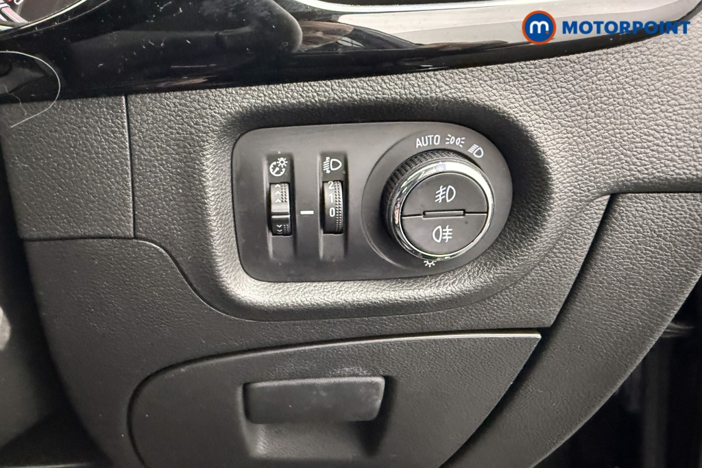 Vauxhall Astra Elite Nav Manual Petrol Hatchback - Stock Number (1578143) - 15th supplementary image