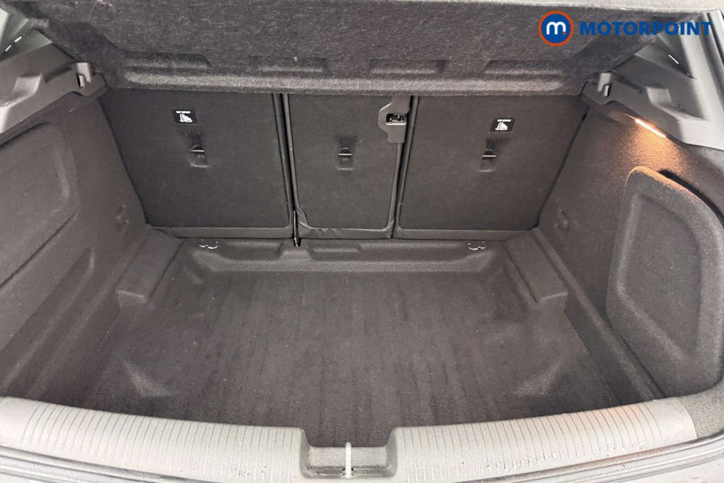 Vauxhall Astra Elite Nav Manual Petrol Hatchback - Stock Number (1578143) - 20th supplementary image