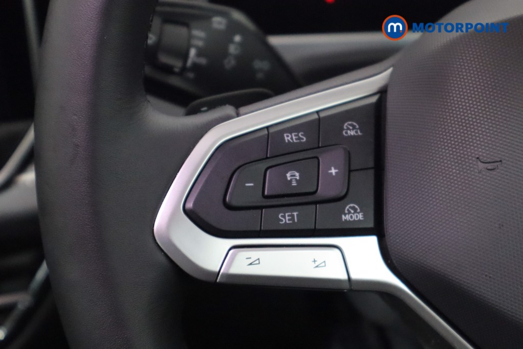 Volkswagen Passat Life Automatic Petrol Plug-In Hybrid Estate - Stock Number (1578149) - 7th supplementary image