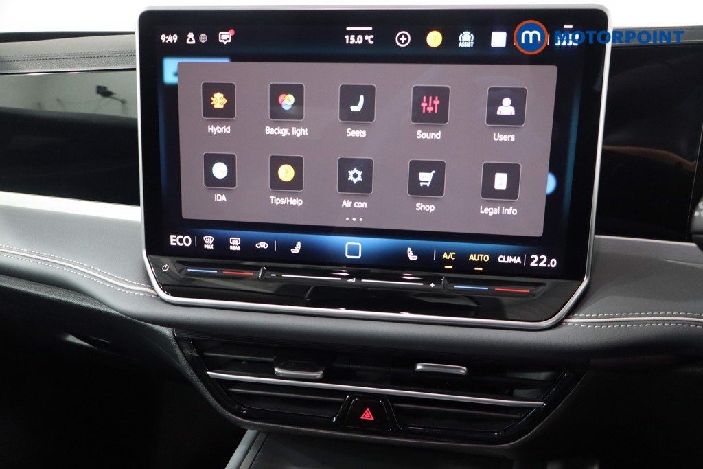 Volkswagen Passat Life Automatic Petrol Plug-In Hybrid Estate - Stock Number (1578149) - 18th supplementary image