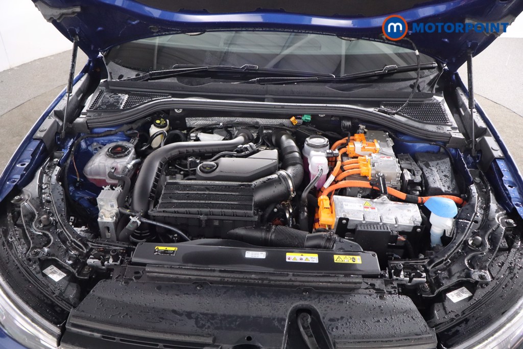 Volkswagen Passat Life Automatic Petrol Plug-In Hybrid Estate - Stock Number (1578149) - 31st supplementary image