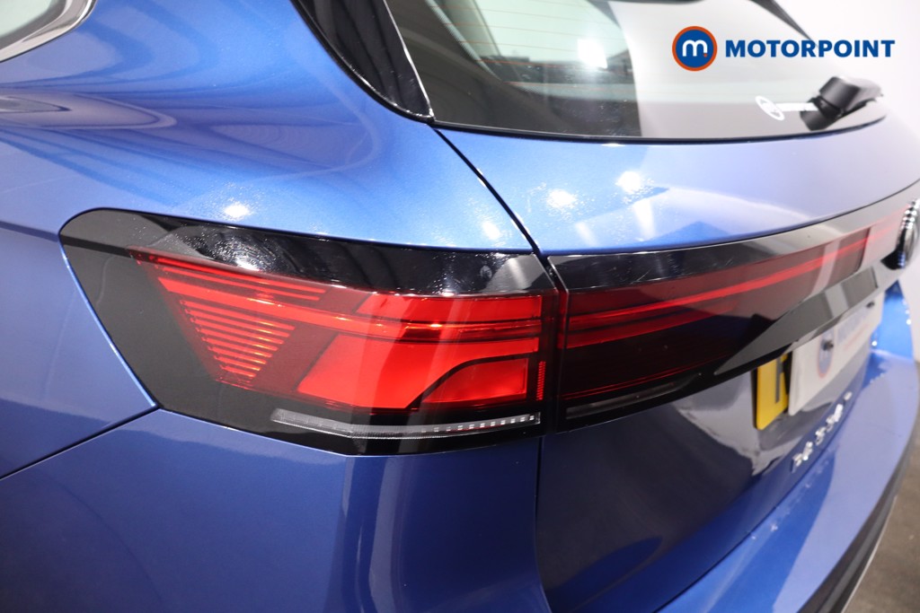 Volkswagen Passat Life Automatic Petrol Plug-In Hybrid Estate - Stock Number (1578149) - 33rd supplementary image