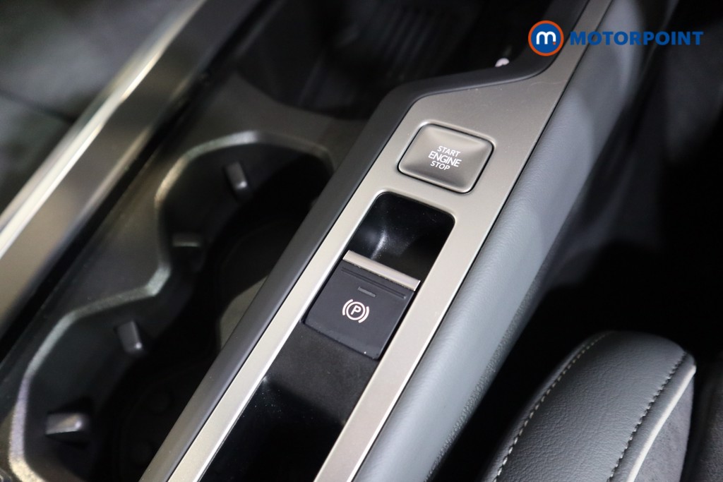 Volkswagen Passat Life Automatic Petrol Plug-In Hybrid Estate - Stock Number (1578154) - 7th supplementary image