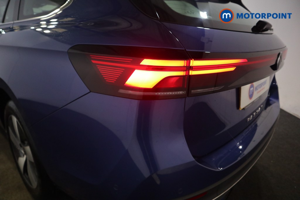 Volkswagen Passat Life Automatic Petrol Plug-In Hybrid Estate - Stock Number (1578154) - 22nd supplementary image