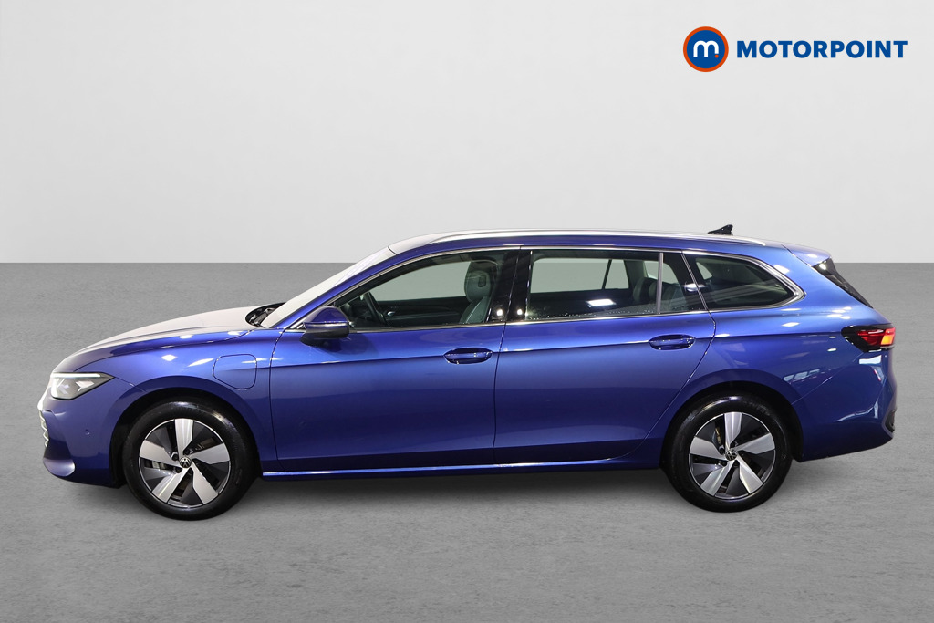 Volkswagen Passat Life Automatic Petrol Plug-In Hybrid Estate - Stock Number (1578154) - Passenger side