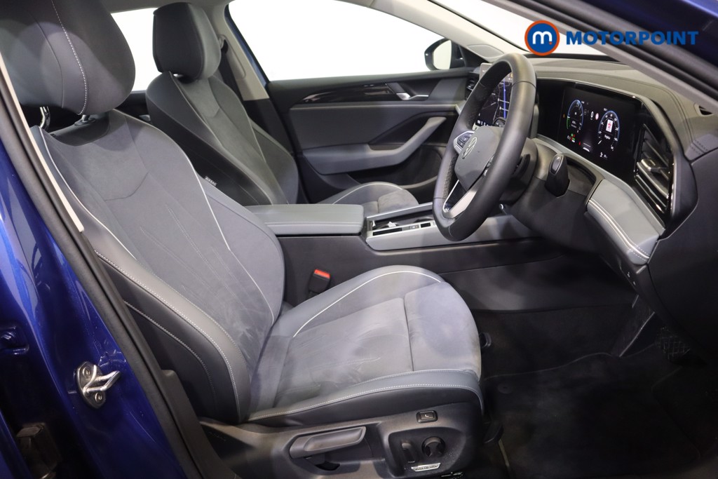 Volkswagen Passat Life Automatic Petrol Plug-In Hybrid Estate - Stock Number (1578156) - 6th supplementary image