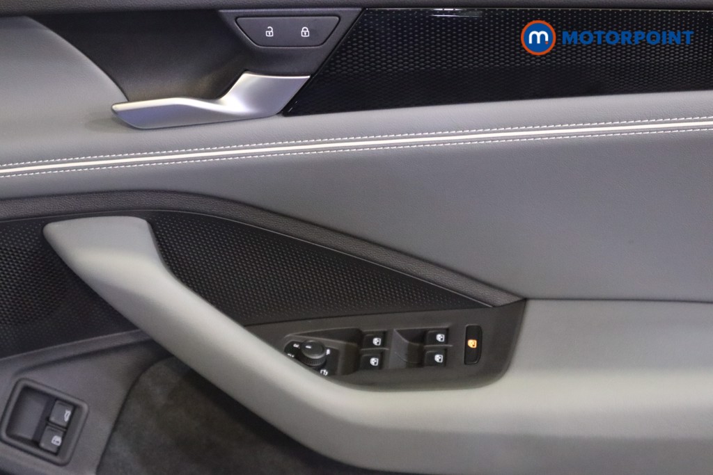 Volkswagen Passat Life Automatic Petrol Plug-In Hybrid Estate - Stock Number (1578156) - 14th supplementary image
