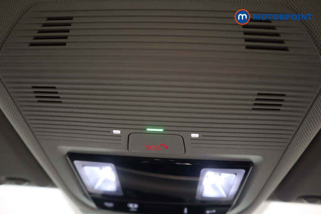 Volkswagen Passat Life Automatic Petrol Plug-In Hybrid Estate - Stock Number (1578156) - 24th supplementary image