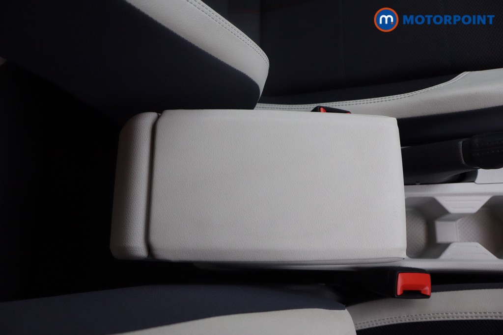 Volkswagen Polo Beats Manual Petrol Hatchback - Stock Number (1578233) - 31st supplementary image