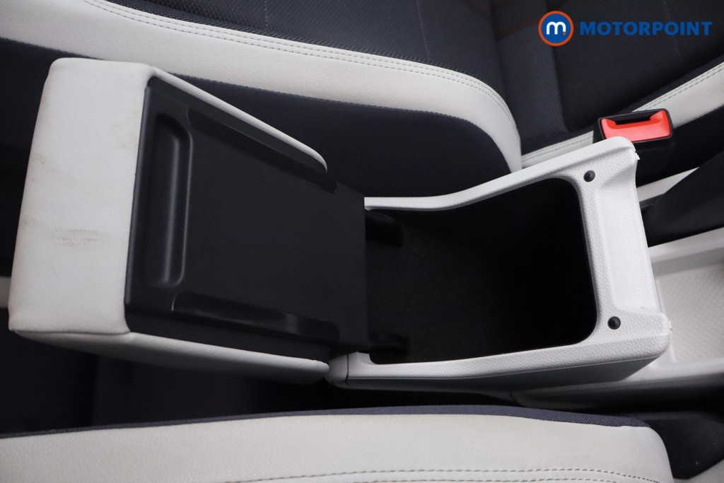 Volkswagen Polo Beats Manual Petrol Hatchback - Stock Number (1578233) - 32nd supplementary image