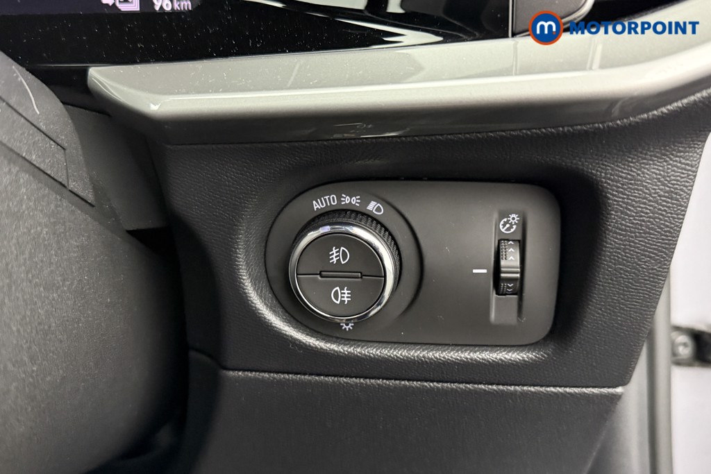 Vauxhall Mokka Ultimate Automatic Electric SUV - Stock Number (1578438) - 14th supplementary image