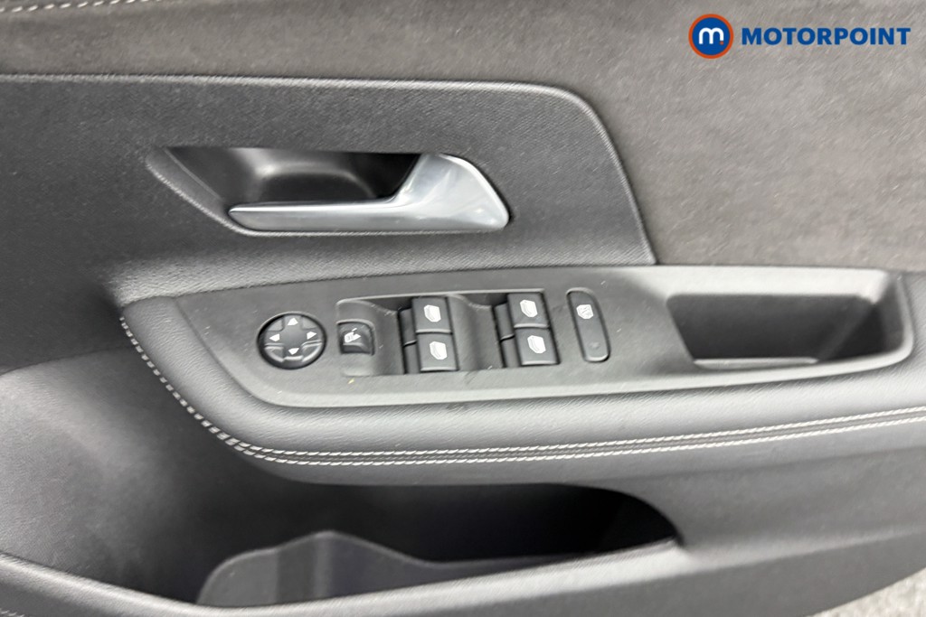 Vauxhall Mokka Ultimate Automatic Electric SUV - Stock Number (1578438) - 15th supplementary image