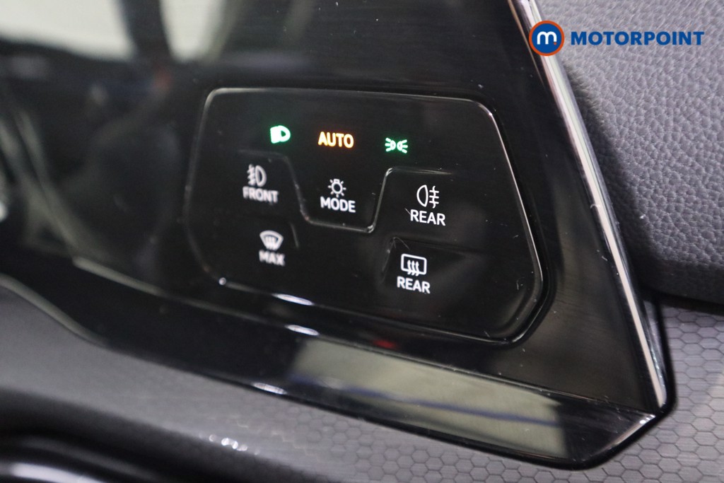 Volkswagen Golf GTI Automatic Petrol Hatchback - Stock Number (1578479) - 9th supplementary image