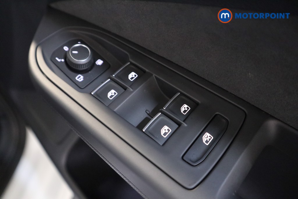 Volkswagen Golf GTI Automatic Petrol Hatchback - Stock Number (1578479) - 10th supplementary image