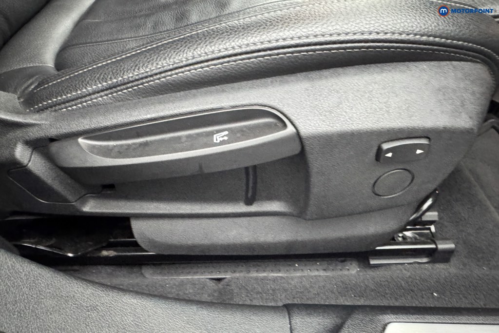 BMW 1 Series M Sport Automatic Petrol Hatchback - Stock Number (1578730) - 21st supplementary image