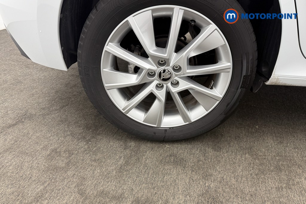 Skoda Kamiq SE Manual Petrol SUV - Stock Number (1578935) - 16th supplementary image