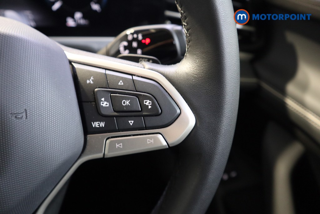 Volkswagen Passat Life Automatic Petrol Plug-In Hybrid Estate - Stock Number (1578938) - 4th supplementary image