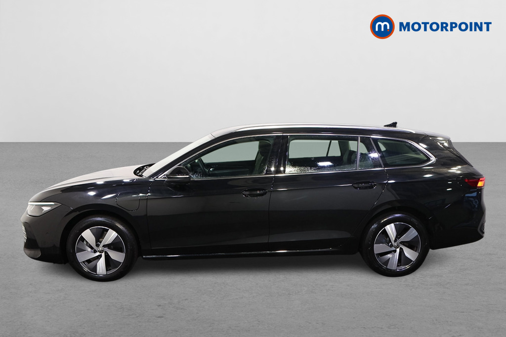 Volkswagen Passat Life Automatic Petrol Plug-In Hybrid Estate - Stock Number (1578938) - Passenger side