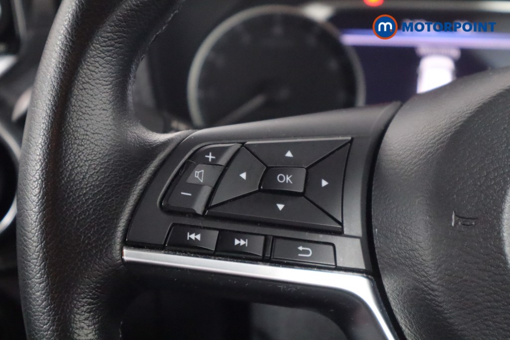 Nissan Juke Tekna Automatic Petrol SUV - Stock Number (1579058) - 7th supplementary image
